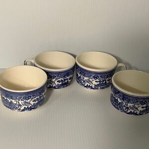 Vintage BLUE WILLOW  Coffee Cups Stacking Cups Set of 4 2.5”